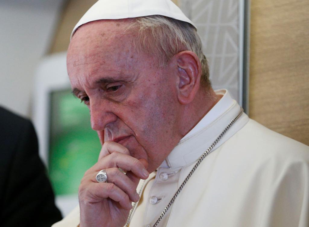 Cuenta del Papa Francisco habría dado ‘me gusta’ a otra imagen de una modelo