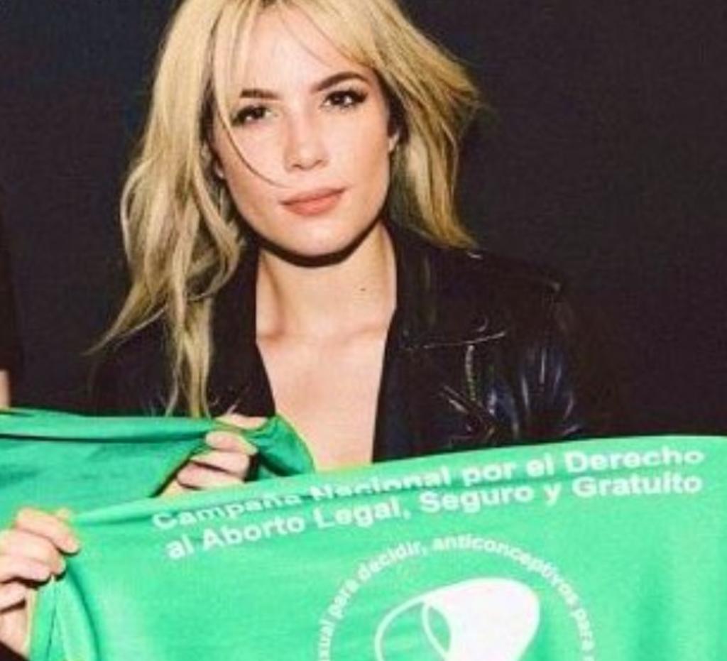 Halsey celebra la legalización del aborto en Argentina