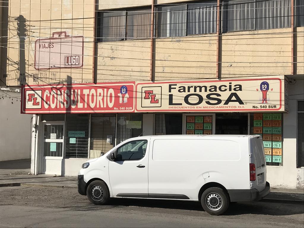 Asaltan farmacia en Torreón; se llevan 9 mil pesos