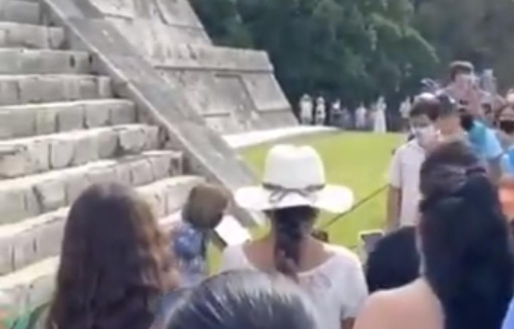 El INAH niega que 'Lady Kukulkán' haya esparcido cenizas de su esposo en Chichén Itzá