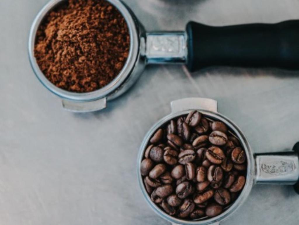 ¿Por qué el café soluble es más barato que el de grano?