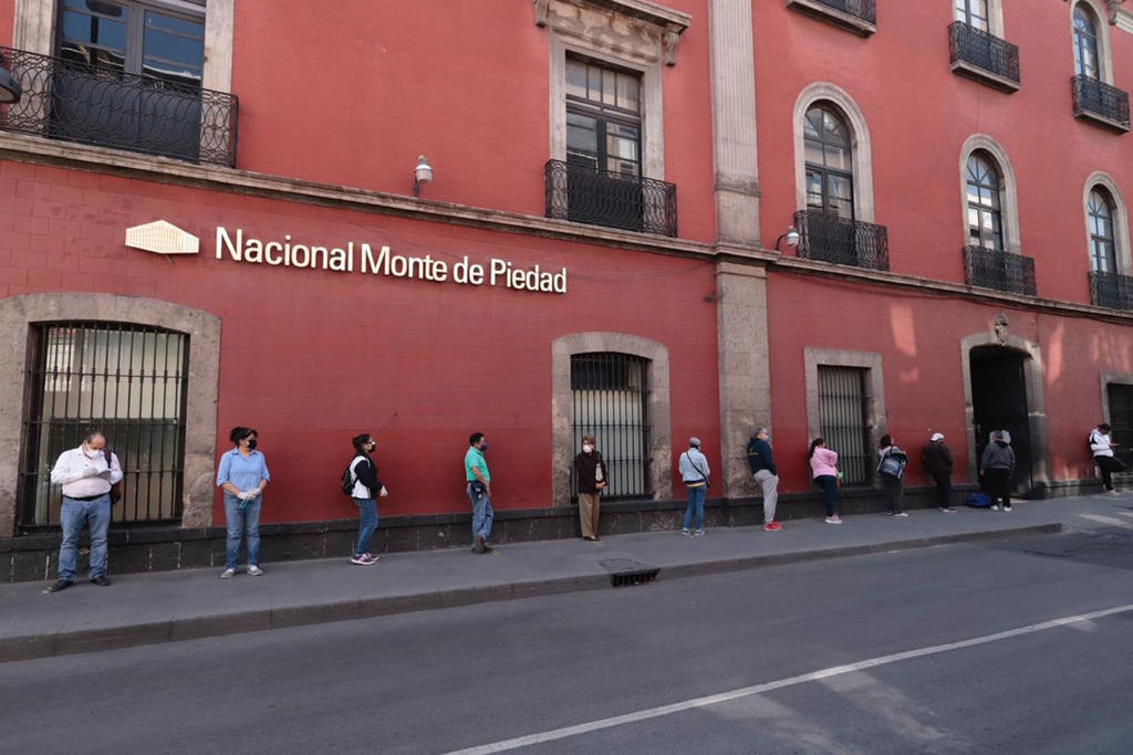 Mexicanos empeñan bienes para enfrentar atípica cuesta de enero en pandemia