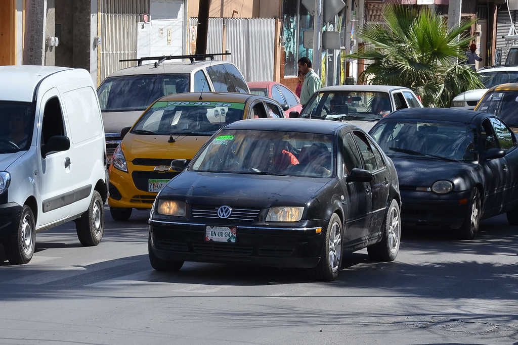 Prevén regularización de autos hasta el 2024 en Coahuila