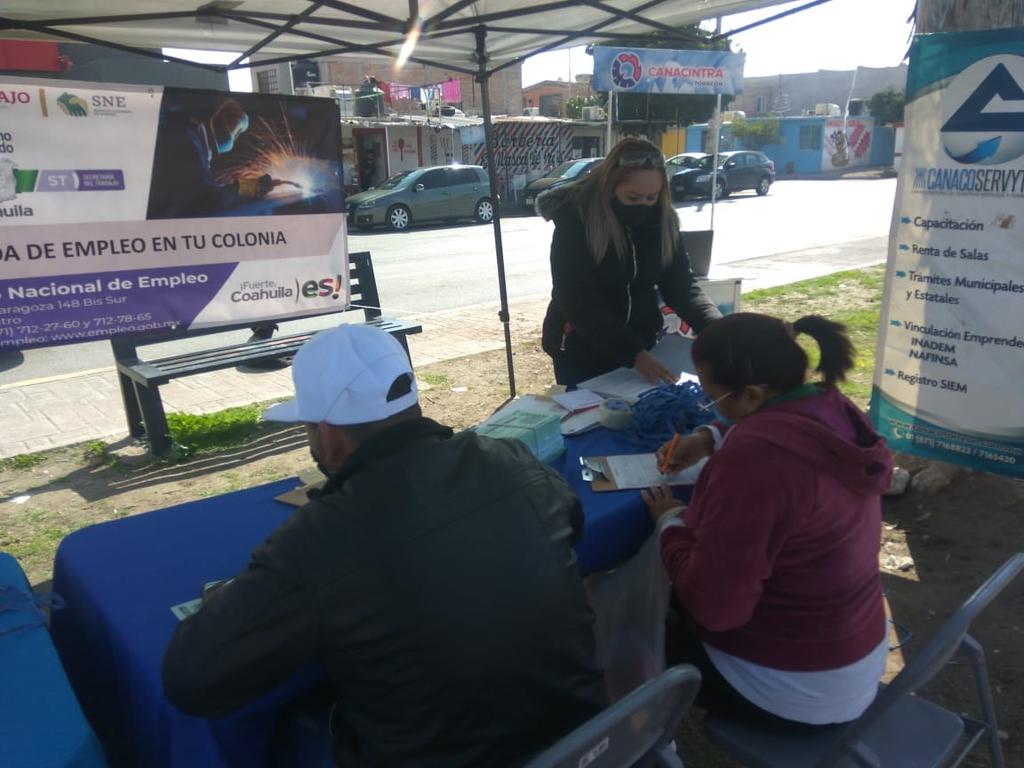 Instalan módulos de empleo en Torreón