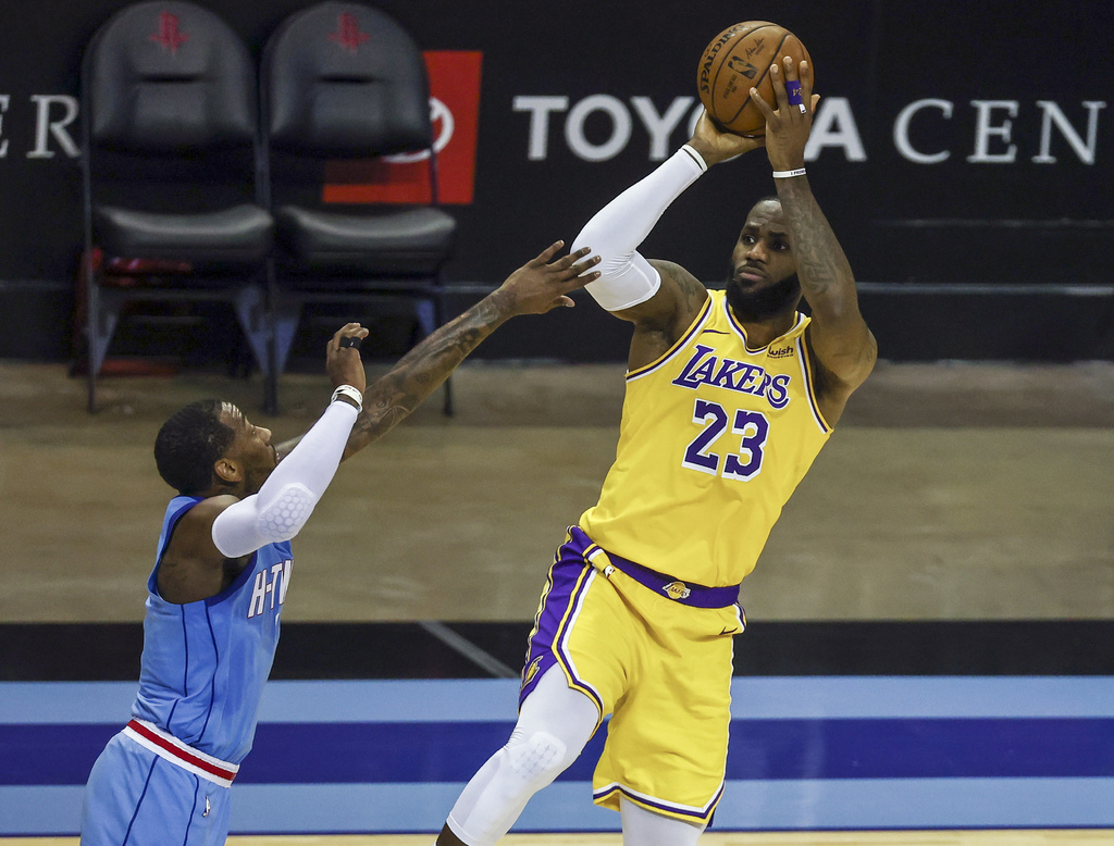 Lakers vuelve a derrotar a Rockets