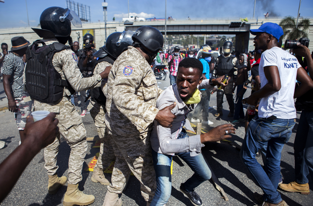 Haitianos piden salida del presidente Jovenel Moise