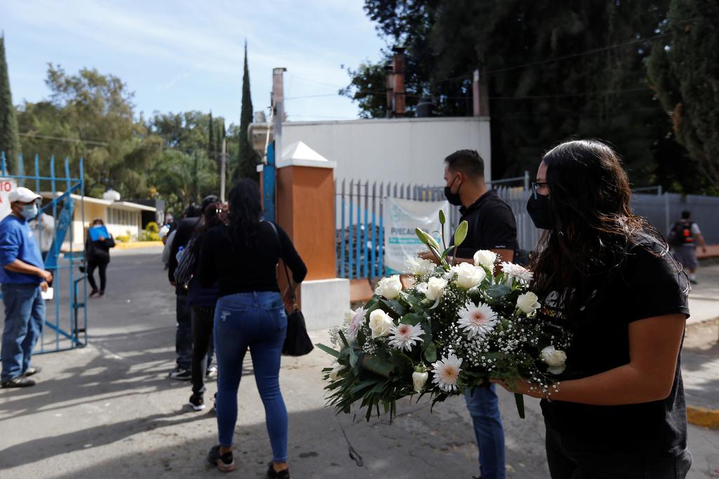 Rebasa pandemia de COVID a hospitales y funerarias en Jalisco