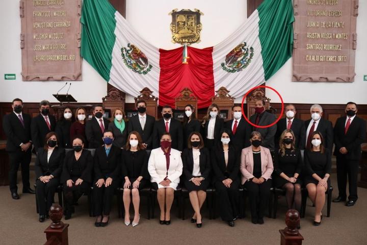 Indagan en Coahuila vacunación contra el COVID de diputado morenista