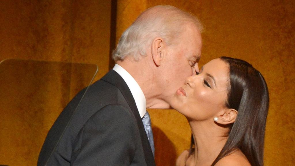 Eva Longoria encabeza especial latino por investidura de Joe Biden