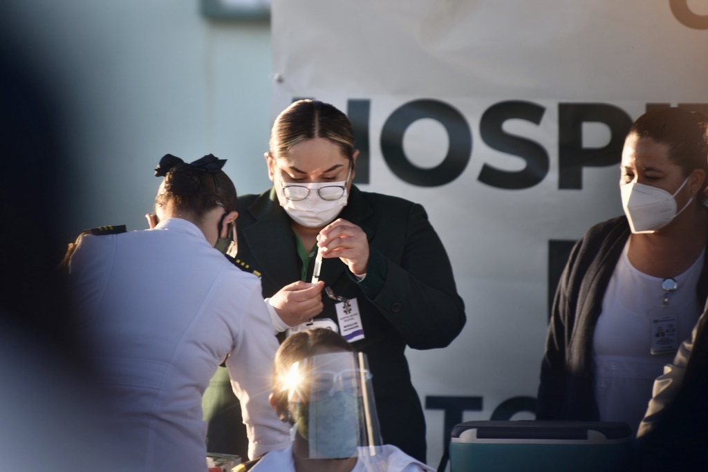 No podrán vacunarse contra el COVID con alergias severas: secretario de Salud en Coahuila
