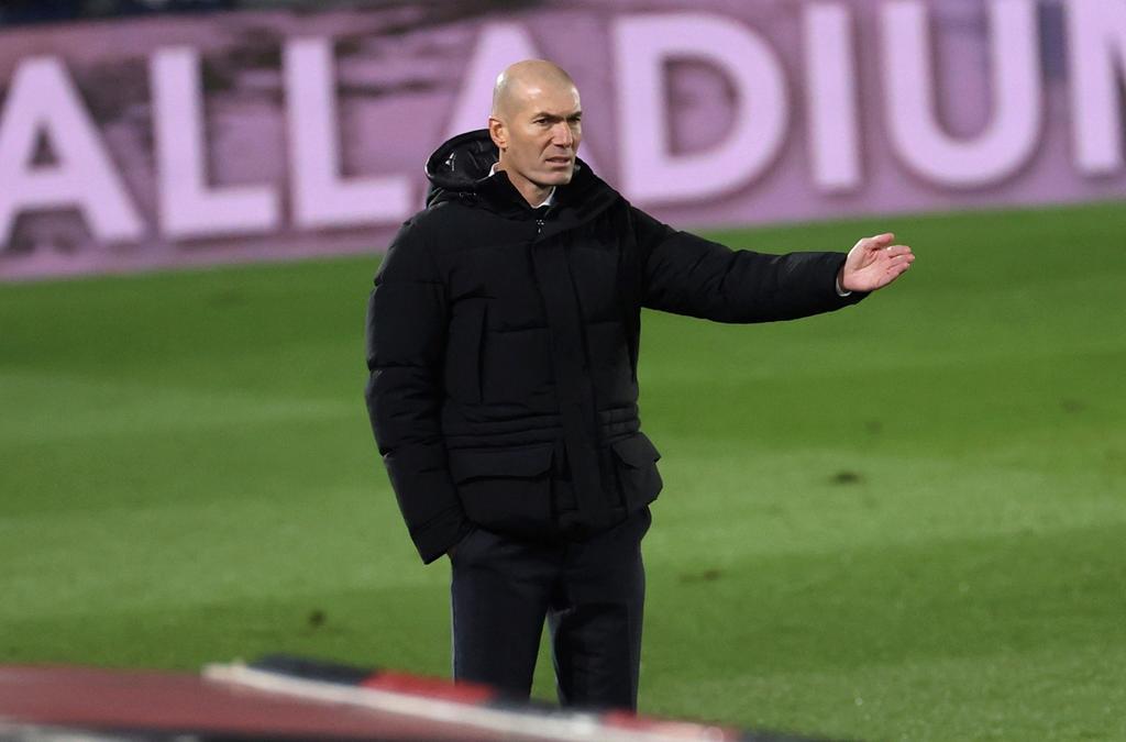 Real Madrid informa que Zinedine Zidane ha dado positivo a COVID-19