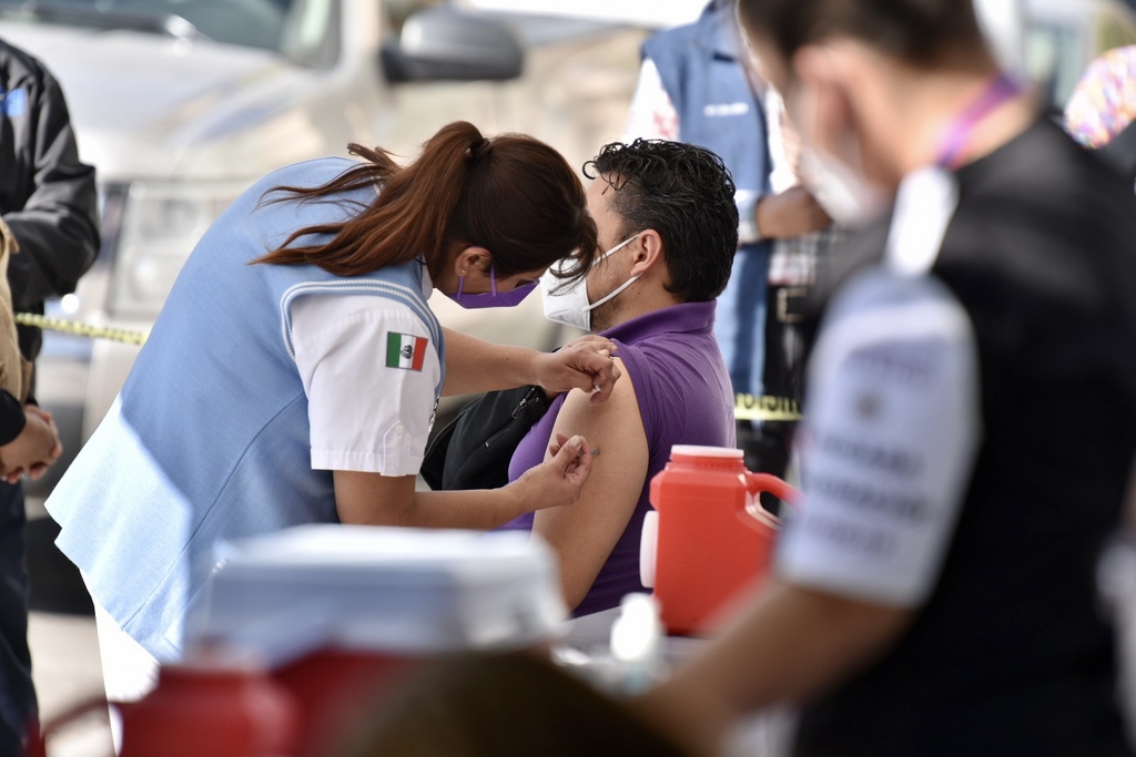 Reanudan vacunación en La Laguna de Coahuila