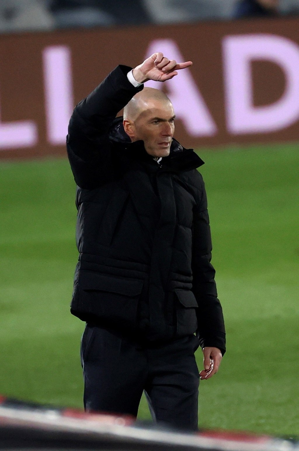 Fanáticos del Real Madrid tienen en la mira a Zidane
