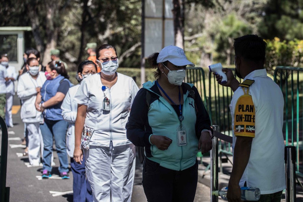 México registra 21 mil 7 contagios de COVID en un día