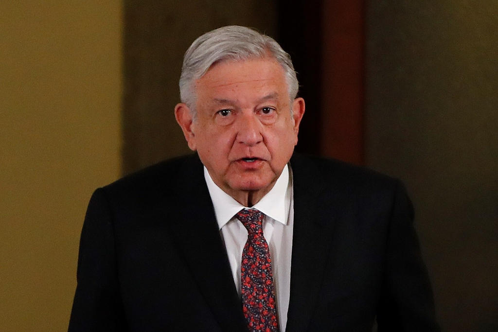 Cumple López Obrador una semana con COVID