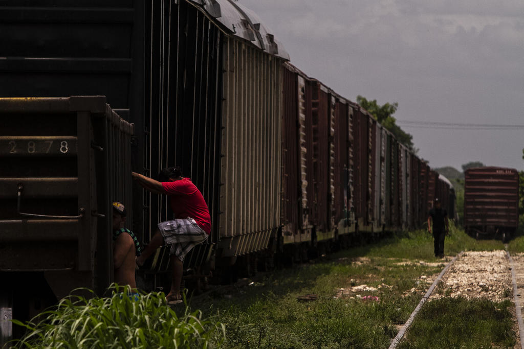 'Baja' INM a mil 189 migrantes de trenes