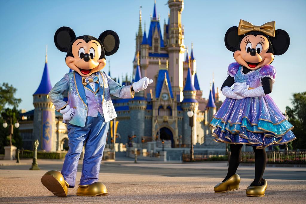 Disney World cumple 50 años con la celebración 'más mágica del mundo'