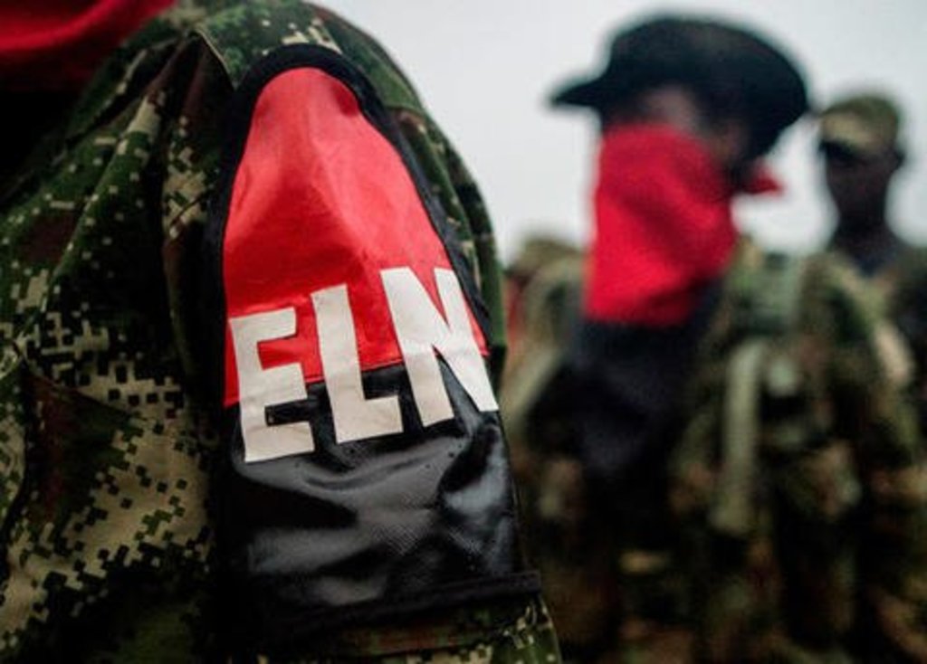 Más de 4 mil personas confinadas en Colombia por choques armados