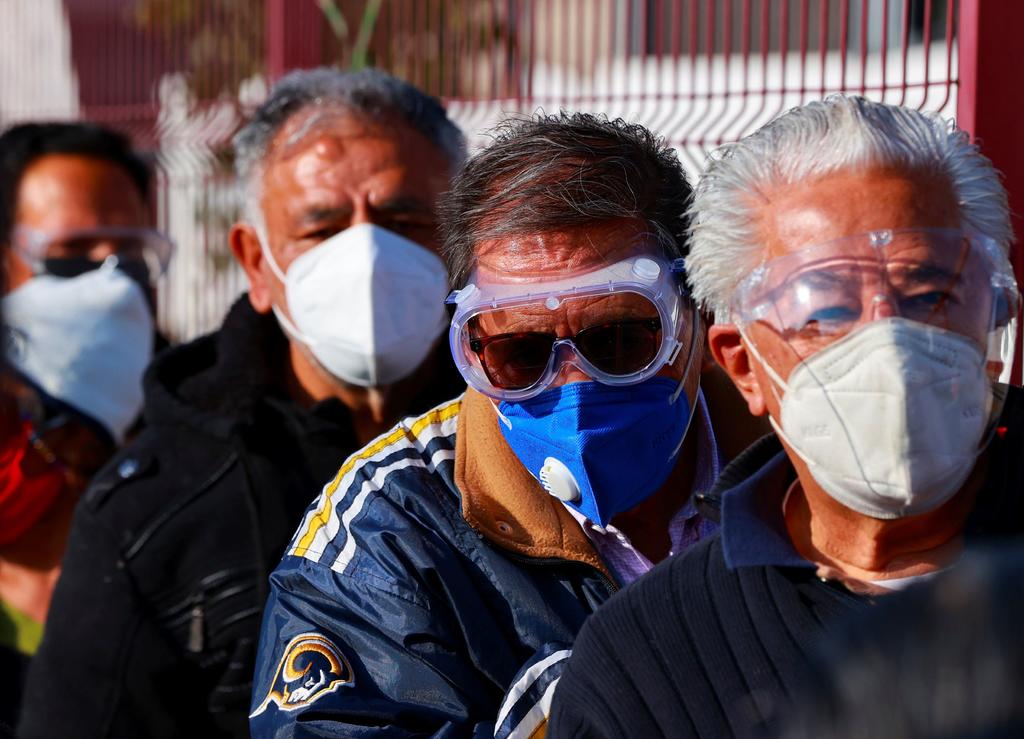 Proponen que en Torreón vacunación contra COVID inicie con mayores de 80 años