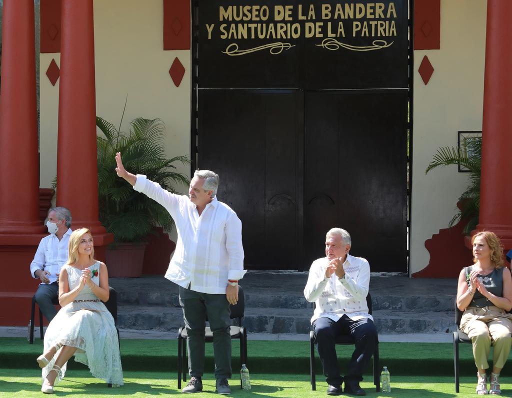 Llama presidente de Argentina a unidad en Latinoamérica