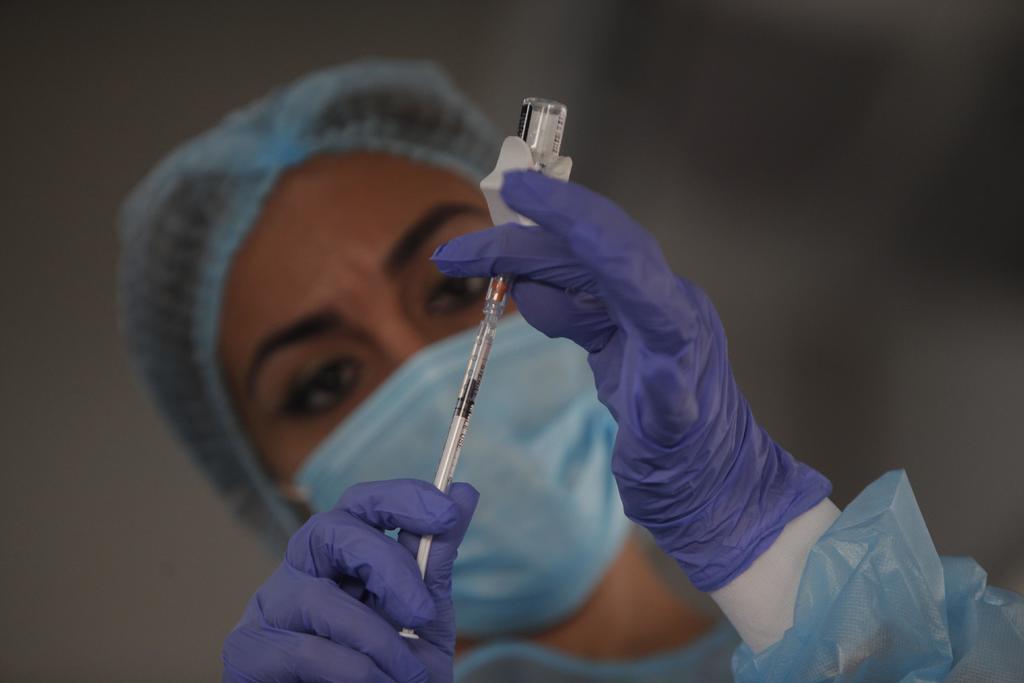 Aplican más de 12 mil vacunas en Coahuila