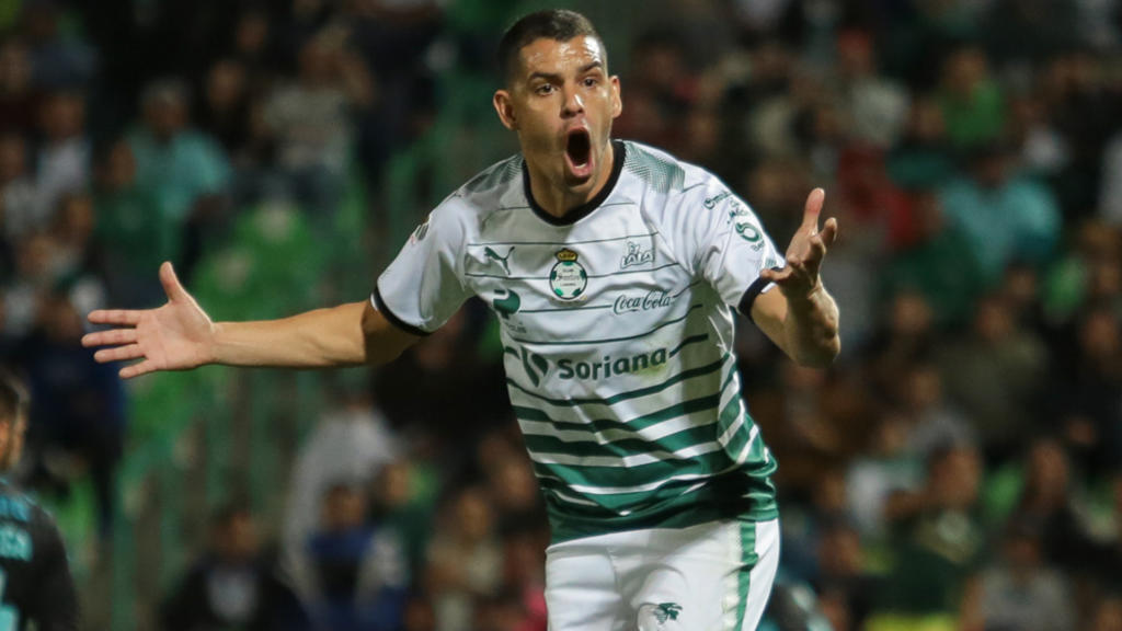 Gerardo Alcoba, exjugador de Santos, anuncia su retiro del futbol 
