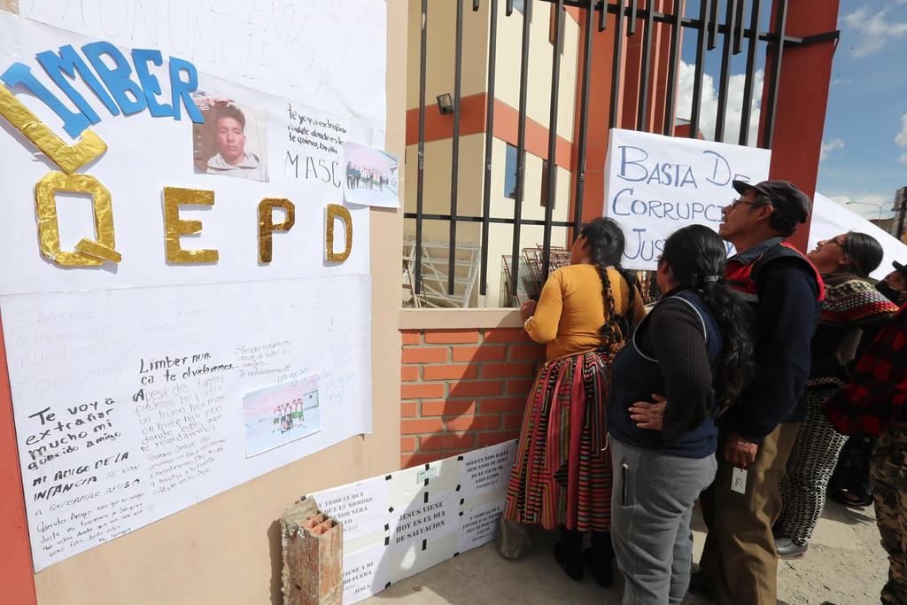 Ordenan detener a siete dirigentes universitarios por muerte de estudiantes en Bolivia