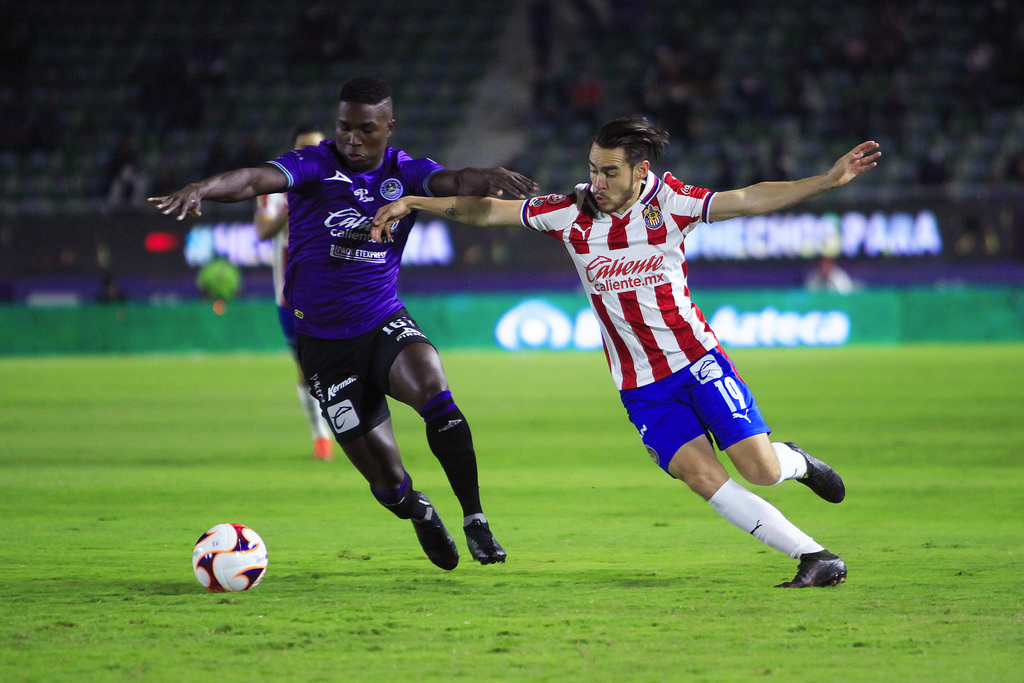 Chivas rescata empate en visita al Mazatlán FC