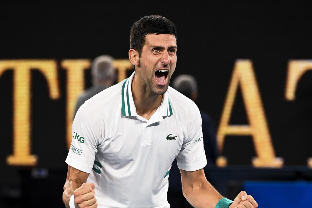 Novak Djokovic  supera a Roger Federer en ranking de la ATP