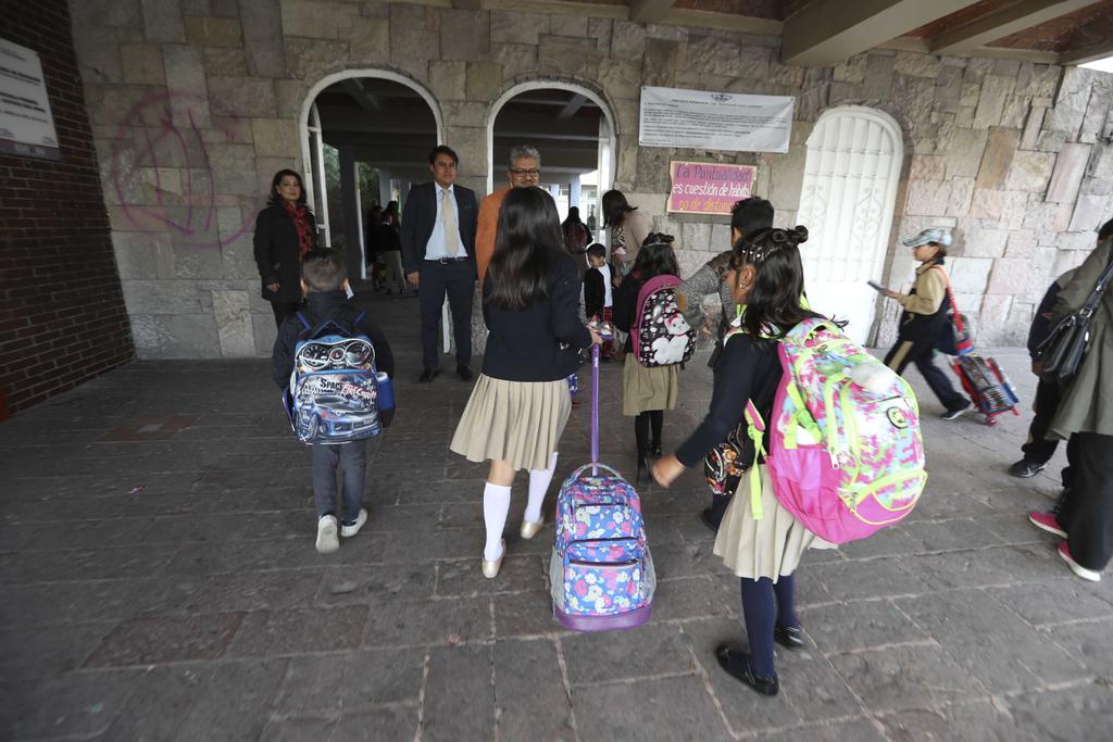 Evalúan SSa y SEP acciones para regreso presencial a clases en México