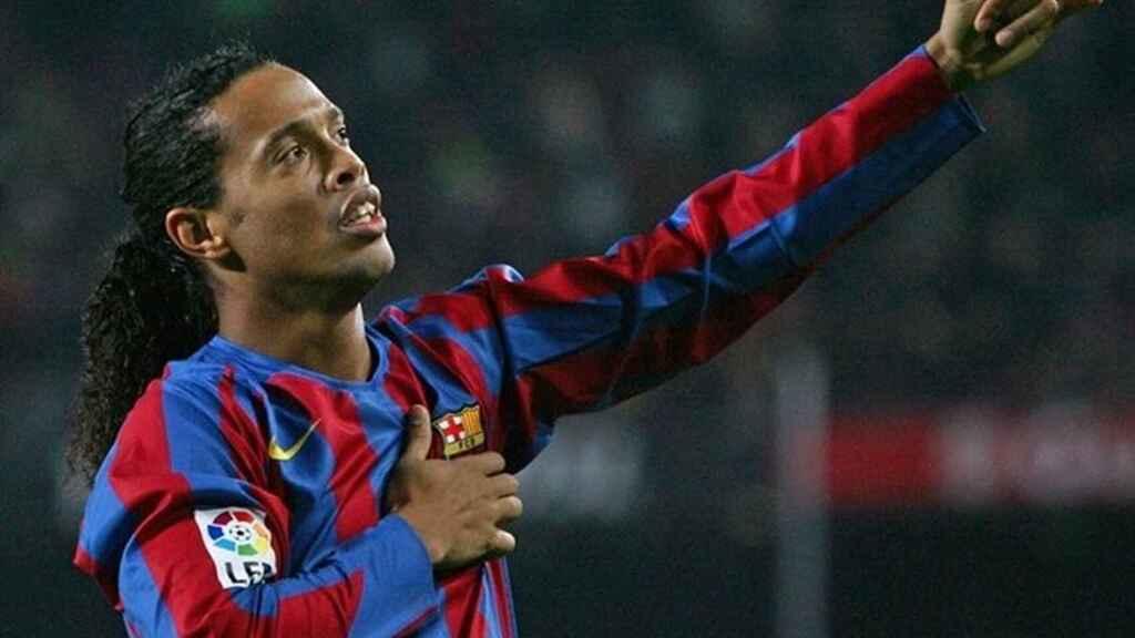 El exastro del futbol Ronaldinho celebra 41 años de edad