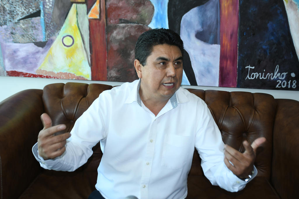 Renuncia presidente del PAN en Torreón; apoyará a Luis Fernando Salazar