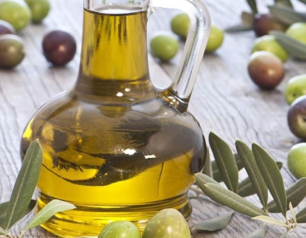 ¿Por qué le salen grumos al aceite de oliva?