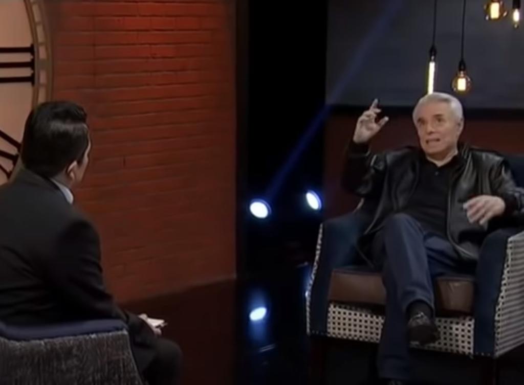 Enrique Guzmán llama estúpido a Gustavo Adolfo por entrevista a Frida Sofía