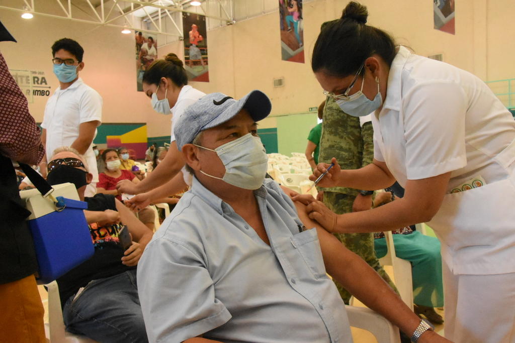 Revierten desorden en inmunización COVID en Frontera