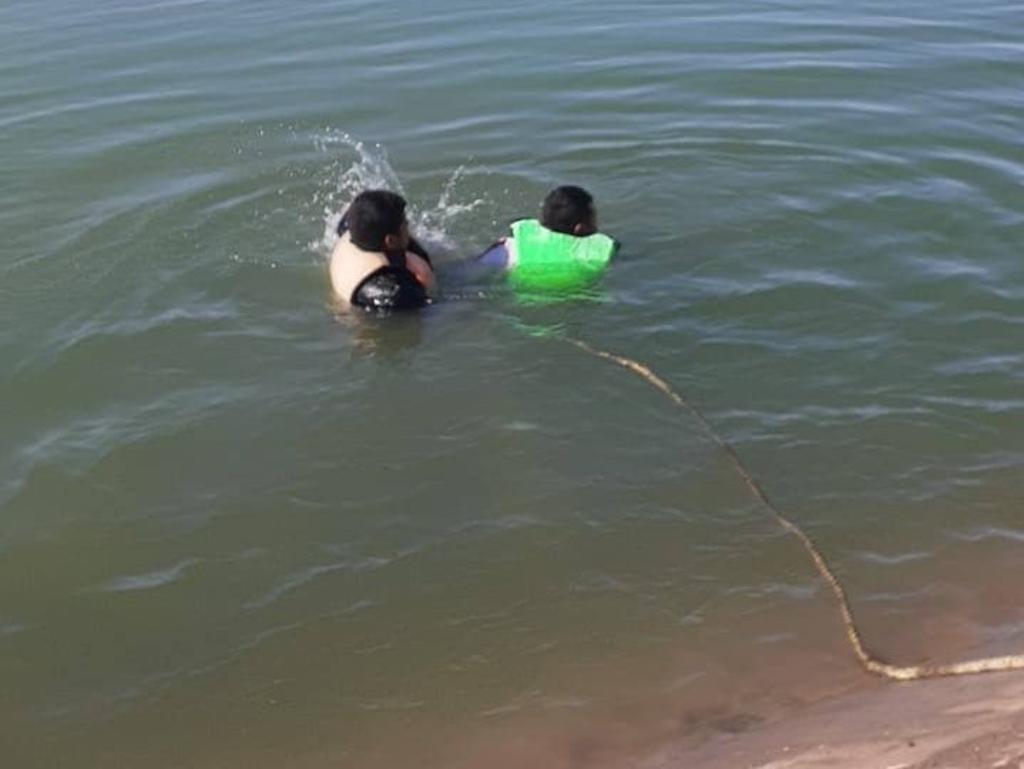 Sin localizar, dos jóvenes que ingresaron a estanque de San Pedro