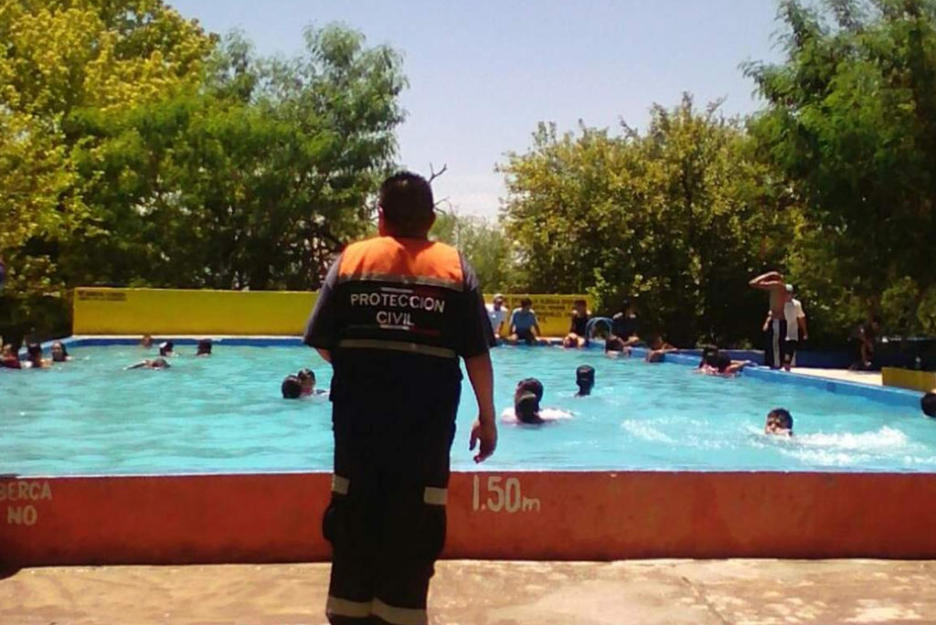 Vigilan PC y Policía COVID balnearios en Monclova