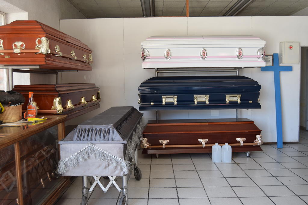Piden verificar que funerarias cumplan con planes contratados