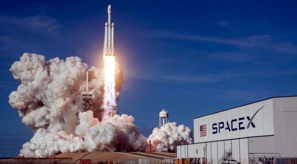 La NASA escoge a SpaceX de Musk para enviar a astronautas a la Luna