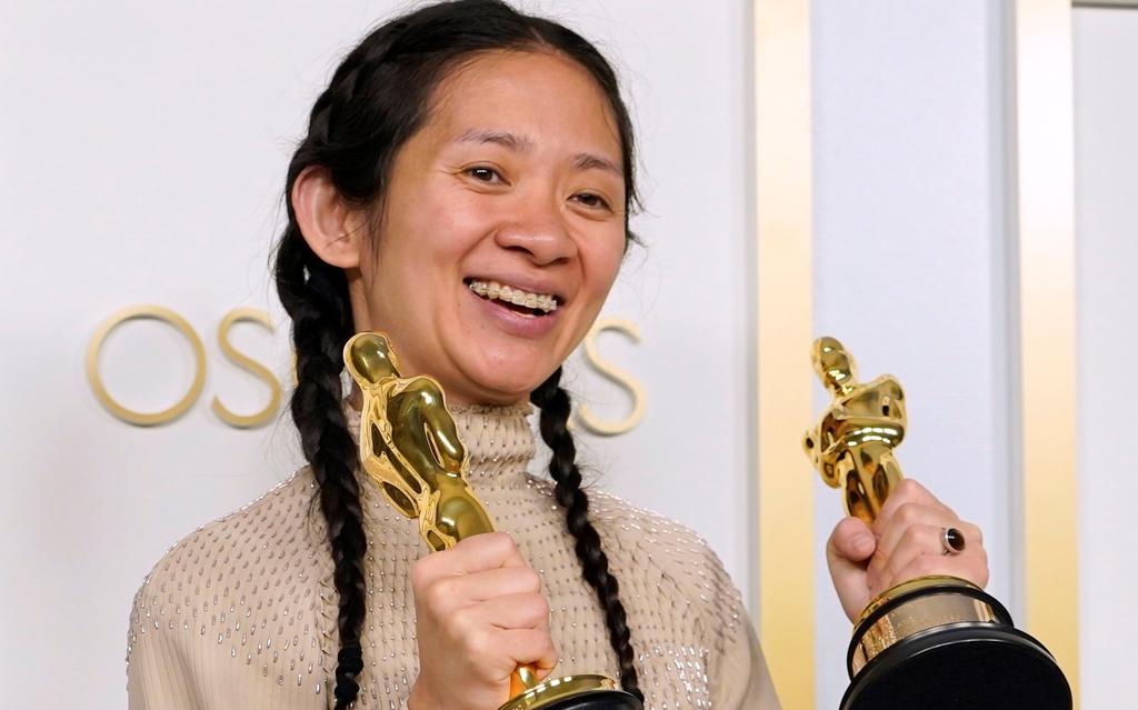 La prensa china ignora histórico triunfo de Chloé Zhao en los Oscar