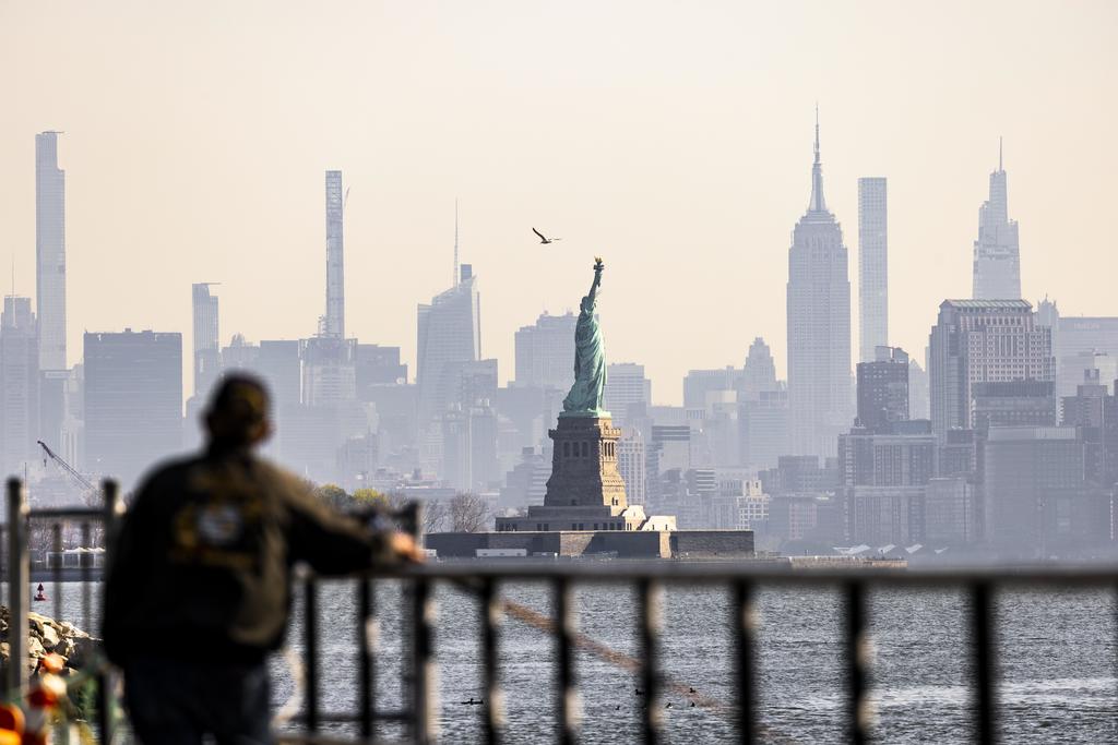 Nueva York 'reabrirá por completo' el 1 de julio