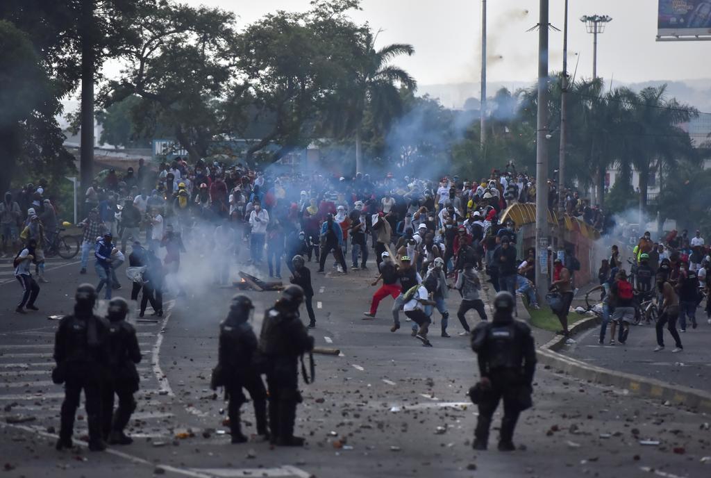 Heridos de protestas en Colombia avivan críticas contra represión