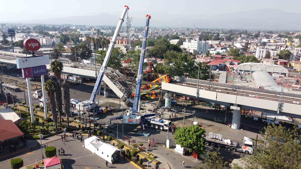 Definen apoyos económicos a víctimas de derrumbe en metro de Ciudad de México