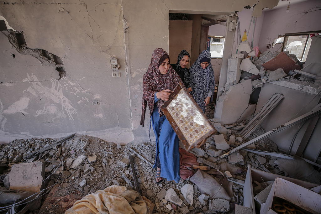 Sube a 119 los muertos en Gaza tras masiva ofensiva israelí; 31 son menores