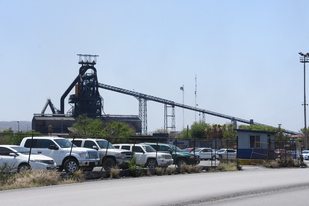 Piden regresar a laborar en AHMSA