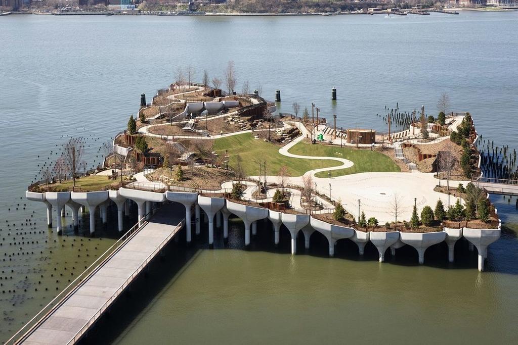 Abren un parque flotante sobre el río Hudson
