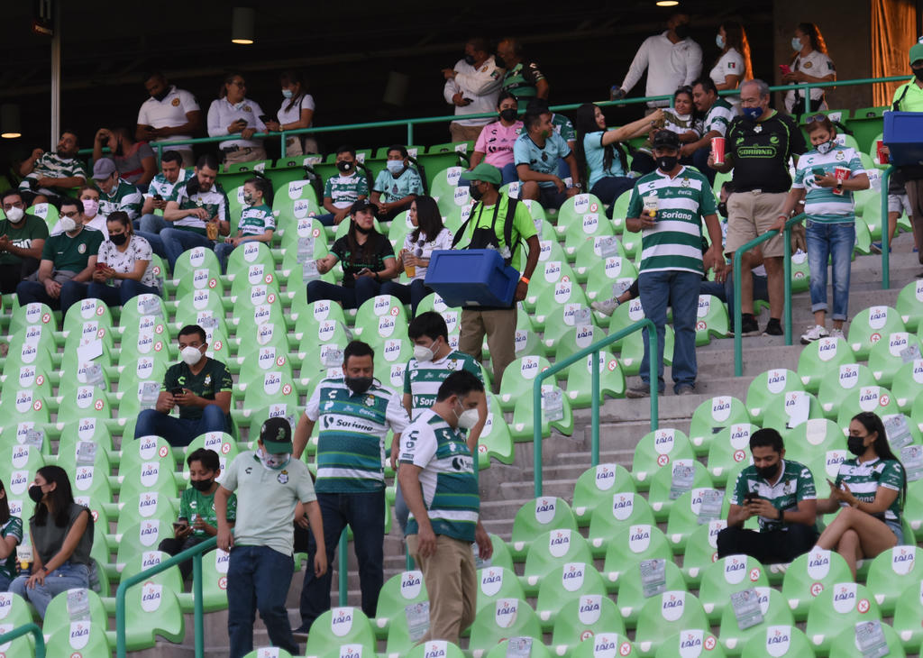 Autorizan aforo de 70% en Estadio Corona para final entre Santos Laguna y Cruz Azul