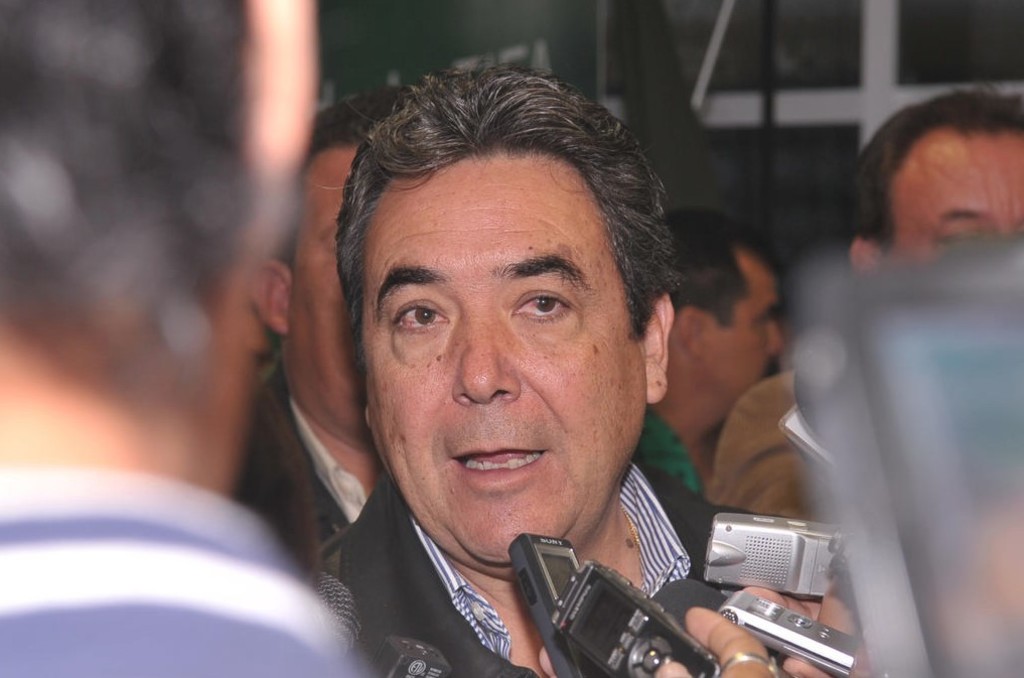 Javier Villarreal señala a exgobernador Jorge Torres López en lavado de dinero