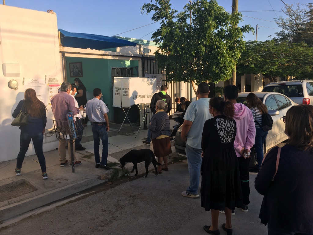 Realizan debate virtual en Saltillo