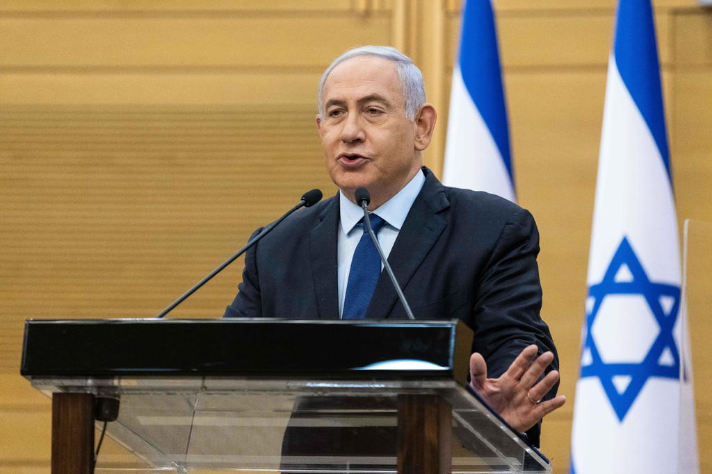 Facebook y Twitter vetan post del hijo de Netanyahu; instaba a protestar